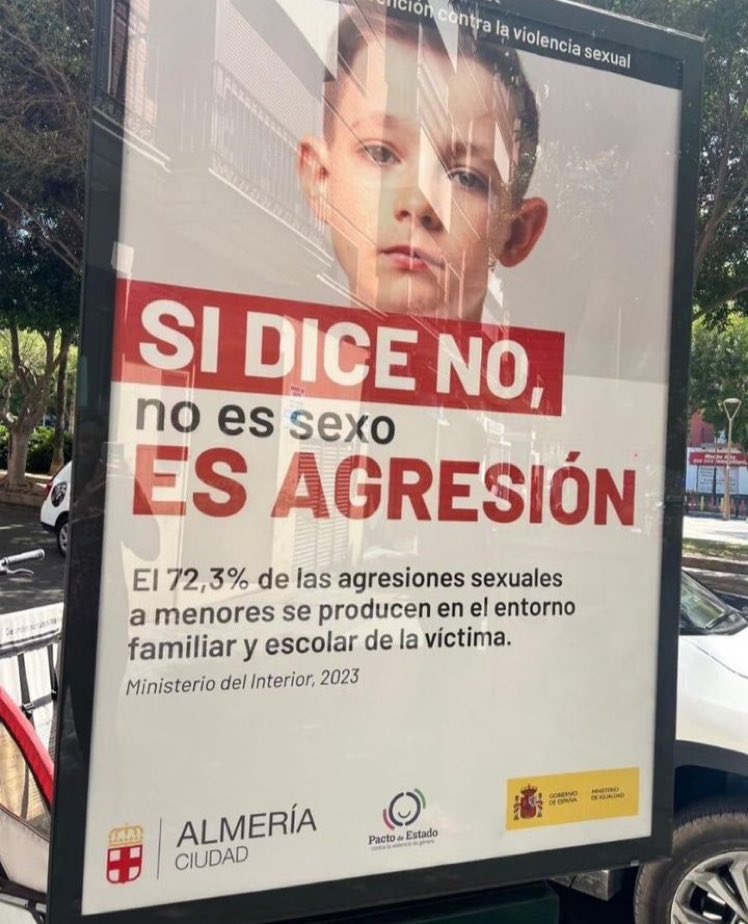 Y si dice sí, tampoco es sexo, es agresión.

A ver si nos enteramos, en particular nuestras autoridades políticas, que los menores como el de la foto no tienen capacidad de decidir una relación sexual.

Por eso, tener relaciones sexuales con menores de 16 años SIEMPRE es delito.