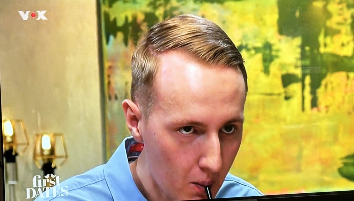 Glori_licious's tweet image. BWL-Justus lebt! #FirstDate