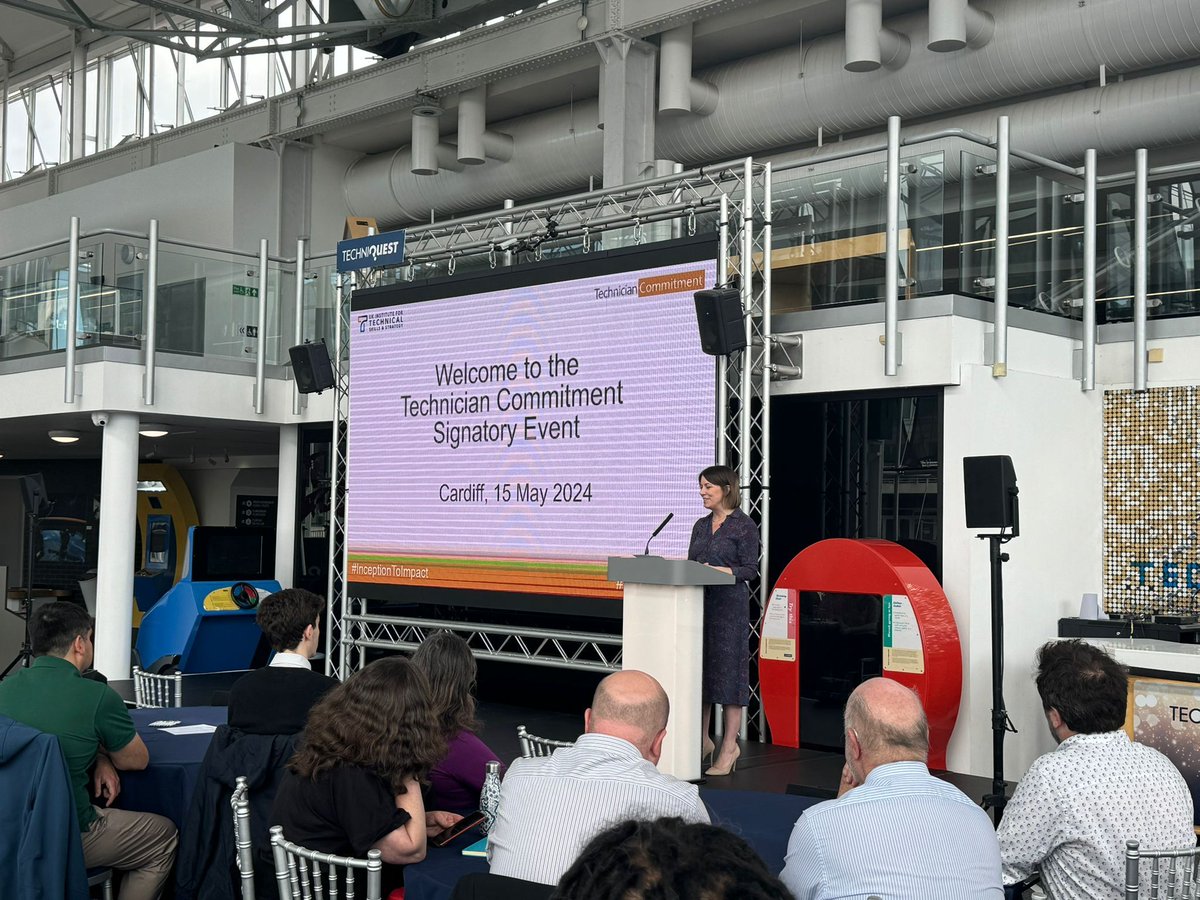 📷 Highlights from today's @TechsCommit Signatory event:

#InceptionToImpact report launch
Sector updates #CareerPathways #Skills & opportunities for #Technicians
#TLevel industry placements in universities 
@MI_TechTalent research impact survey
100s of UK-wide technicians 😀 🙌