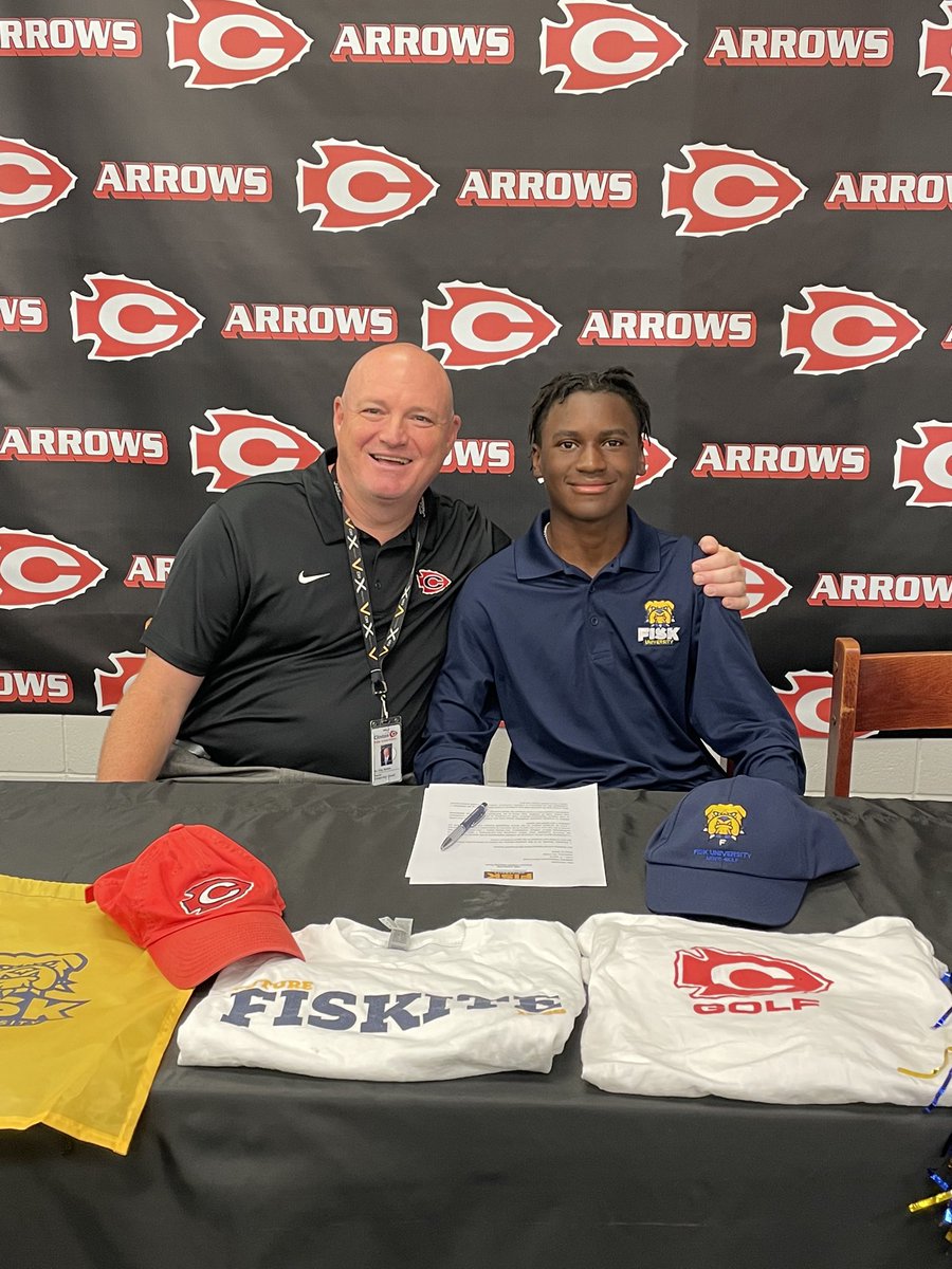 Congrats to Gregory Terrell on signing to play golf at Fisk University. We are proud of and for you. @GoArrows @liveoaksgolf @C_Courier @coachrepete @ClintonSchools @city_of_clinton @Fisk1866 @fiskuniversity @fiskathletics