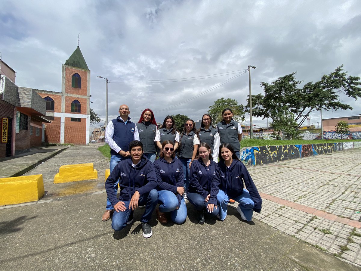 balanceucc's tweet photo. Taller “La importancia de la alimentación en la adolescencia”. Semillero Balance y Grupo de investigación Enlace, con el auspicio del CEIPS. Gran trabajo de los estudiantes con nuestros jóvenes. https://t.co/8ZYJe6xKrO