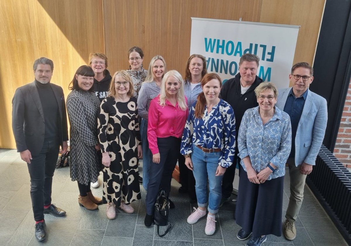 Tutkimusta kehittämässä <a href="/UEF_Business/">UEF Business School</a> johtamisen ja osuustoiminnan eri teemoista <a href="/AnuPuusa/">Anu Puusa</a> @PiaHeilmann2 <a href="/IkonenMirjami/">Mirjami Ikonen</a> <a href="/anttitalonen/">Antti Talonen</a> &amp; kollegat kanssa.