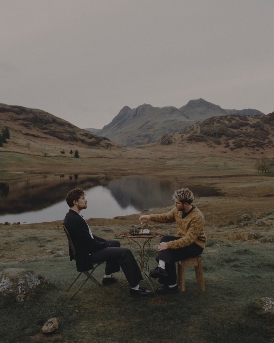 it’s been 3 years // new music next week 

sign up at aquilo.world