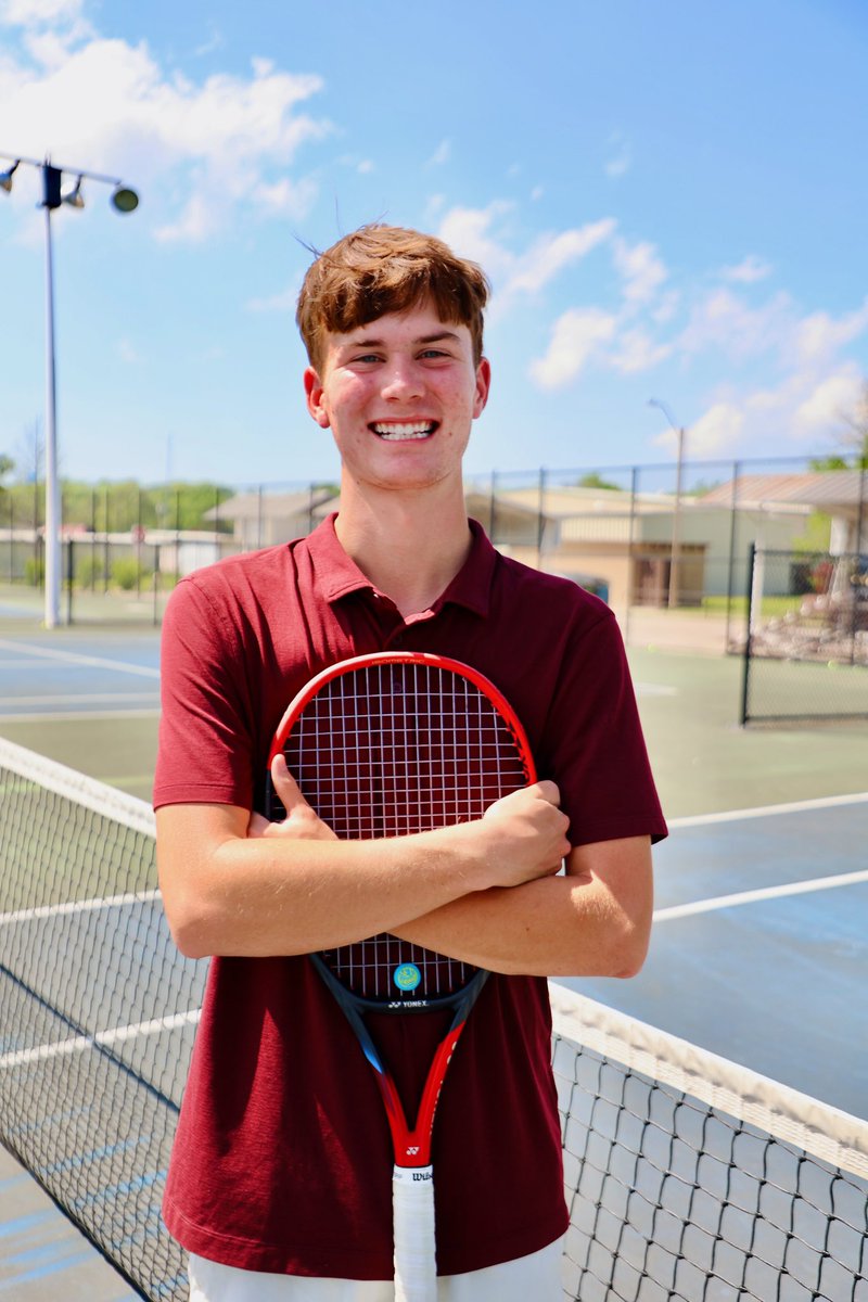 Congratulations to AHS Senior Tate Danielson.  Tate was selected as the 2024 Jim Thorpe Tennis Player of the Year.  This award encompasses the total student, involving ability, character, and academics.  This award is only presented to one male and female tennis player. Congrats!