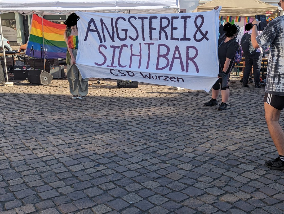 Heute beim #csdwurzen mit dabei 🏳️‍🌈🏳️‍⚧️ Das ist der erste CSD des Jahres in Sachsen. 
#csd #csdsachsen #pride #lgbtqipa