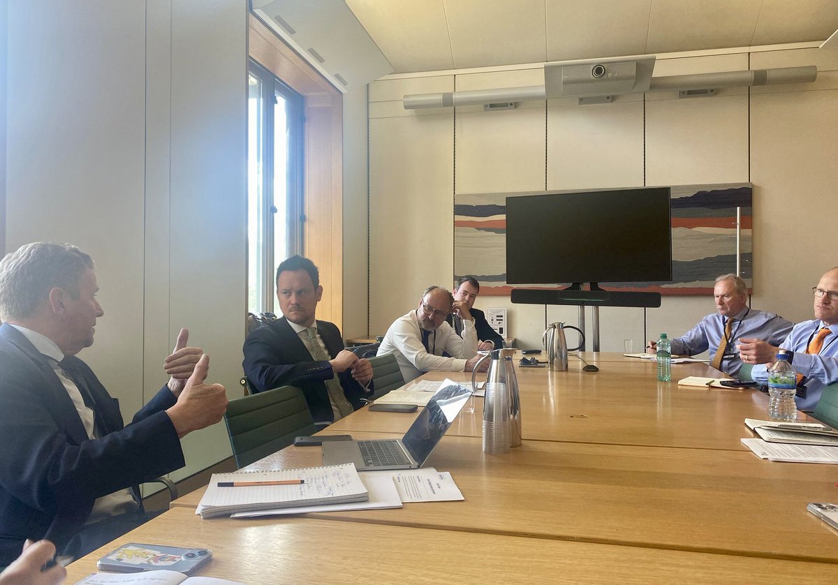 Rail freight in this country has huge potential and is critical to meeting the challenge of net zero. Great to speak with operating companies today on challenges they face and Labour’s plans to grow this vital sector