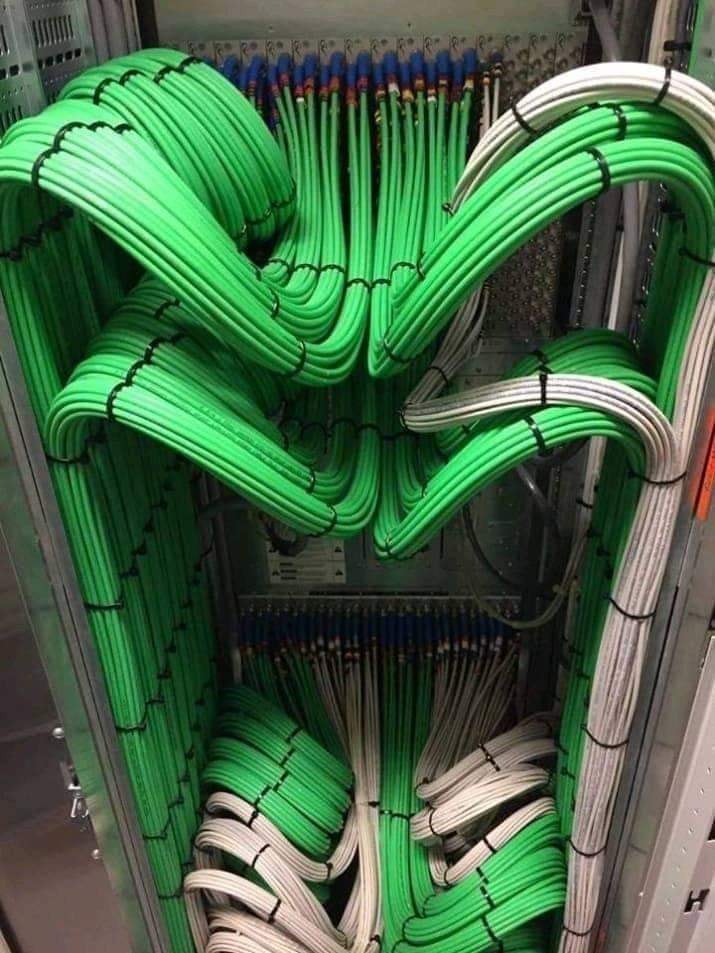 Pictures like this always get us 'jacked' for #CableWednesday 🔌🙌😎 Thanks for sharing, محمد جهامنه. Remember to share YOUR pics below! 😉