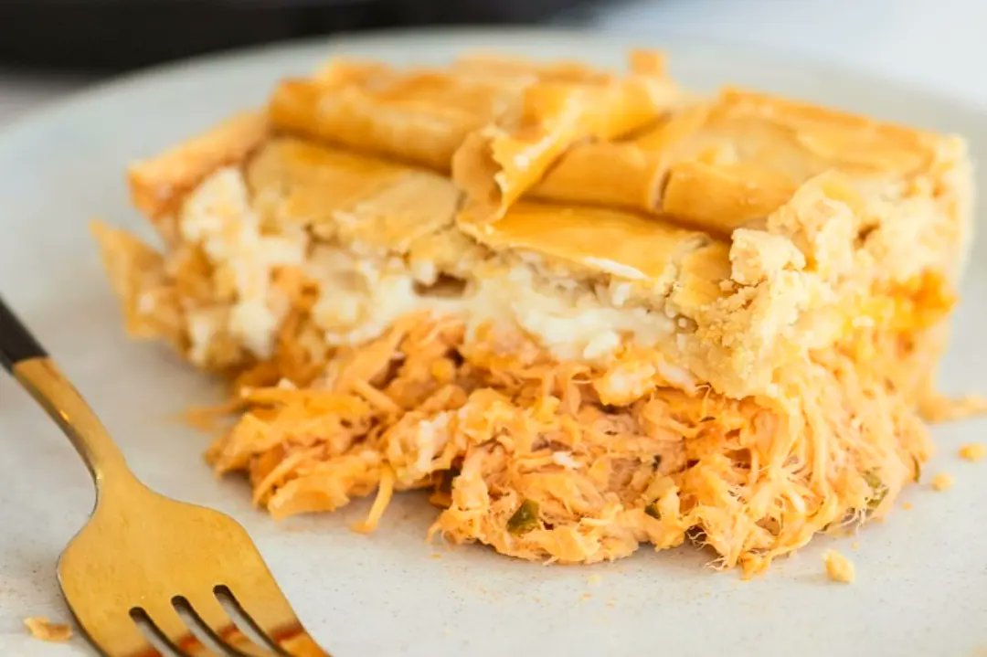 Amigos, 

queria pedir aqui uma força pra divulgar a Torta do Pai e ajudar meu pai fechar a semana de vendas.

São 12 sabores diferentes de torta. E meu pai faz a entrega no mesmo dia do pedido.

Basta pedir pelo WhatsApp (11) 98089-9692. 

RT ajuda demais.

Obrigado! 👨‍🍳🥧🚴‍♂️