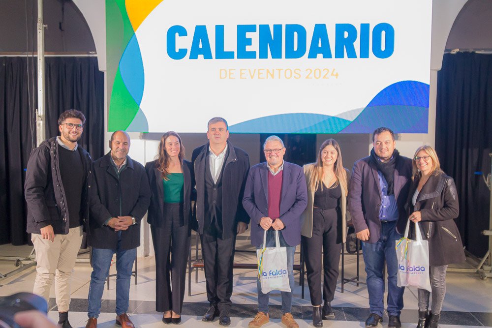 DiemingerJavier's tweet image. ✅️ Lanzamos el Calendario Anual de Eventos 2024 y el nuevo Programa “La Falda Conviene”. 

Contamos sobre el nuevo Programa que desarrollamos desde la Municipalidad llamado "La Falda Conviene". Se trata de una "chequera" virtual de uso exclusivo para asistentes a los eventos.
