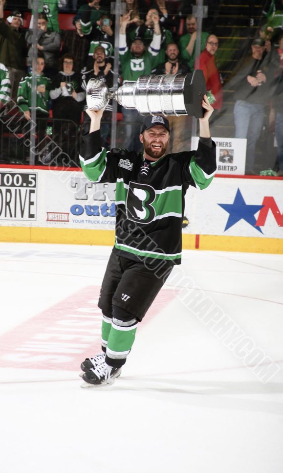 Congratulations to former captain and recent graduate, Blake Tosto winning the Commissioner’s Cup with the Binghamton Black Bears of the FPHL last Friday night!