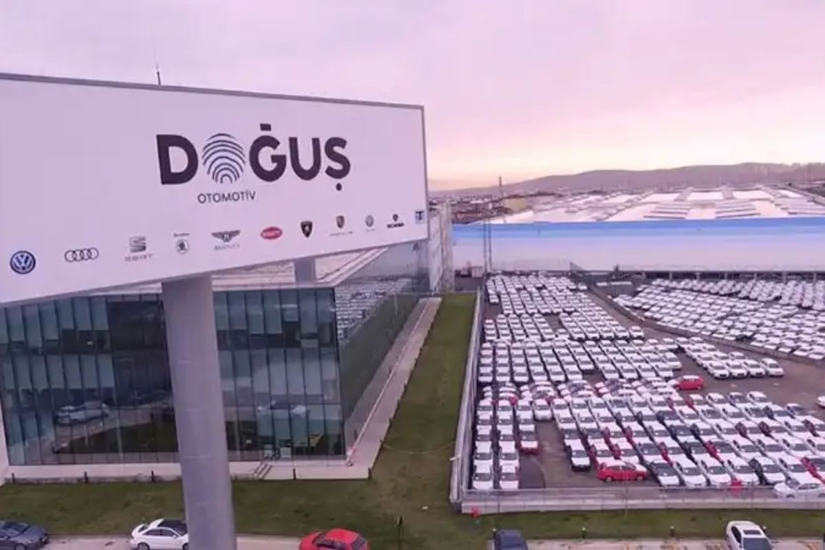 Doğuş Otomotiv, ABERG Service ile distribütörlük sözleşmesi imzaladı patronlardunyasi.com/dogus-otomotiv…