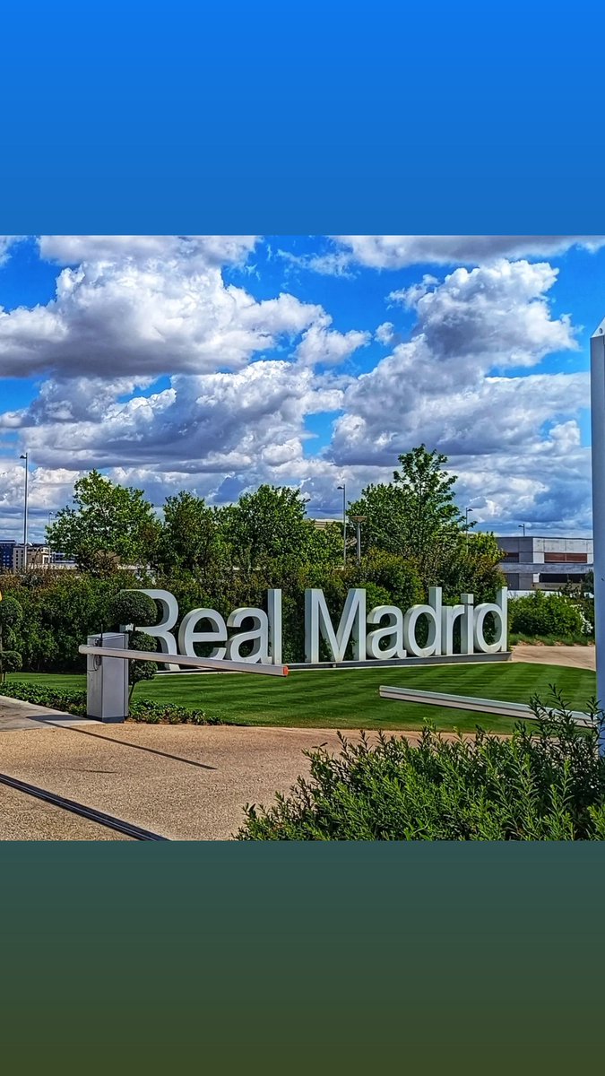 CuartaParada#RealMadridCF#
#MetodologiaDelDelantero
#LaFabrica#Formarse#Compartir
Experiencias...