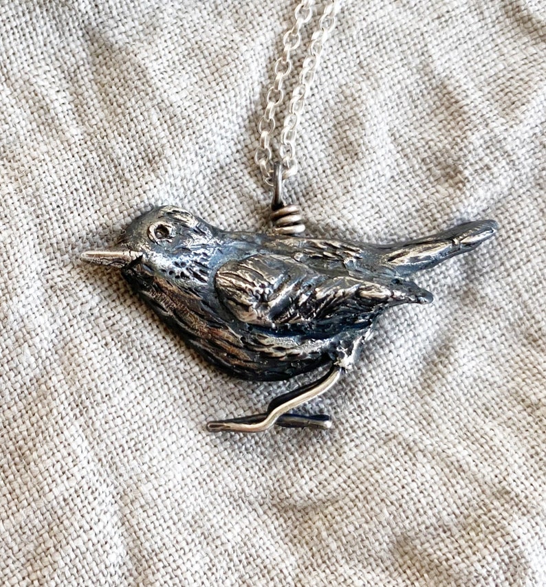 THIS EVENING at 8pm UK time I'll be opening my Etsy shop with my jewellery collection-intricate casts of real flowers & tiny wearable sculptures of British birds. I take orders of pieces from this collection just twice a year (next opportunity to order will be October, for🎄).