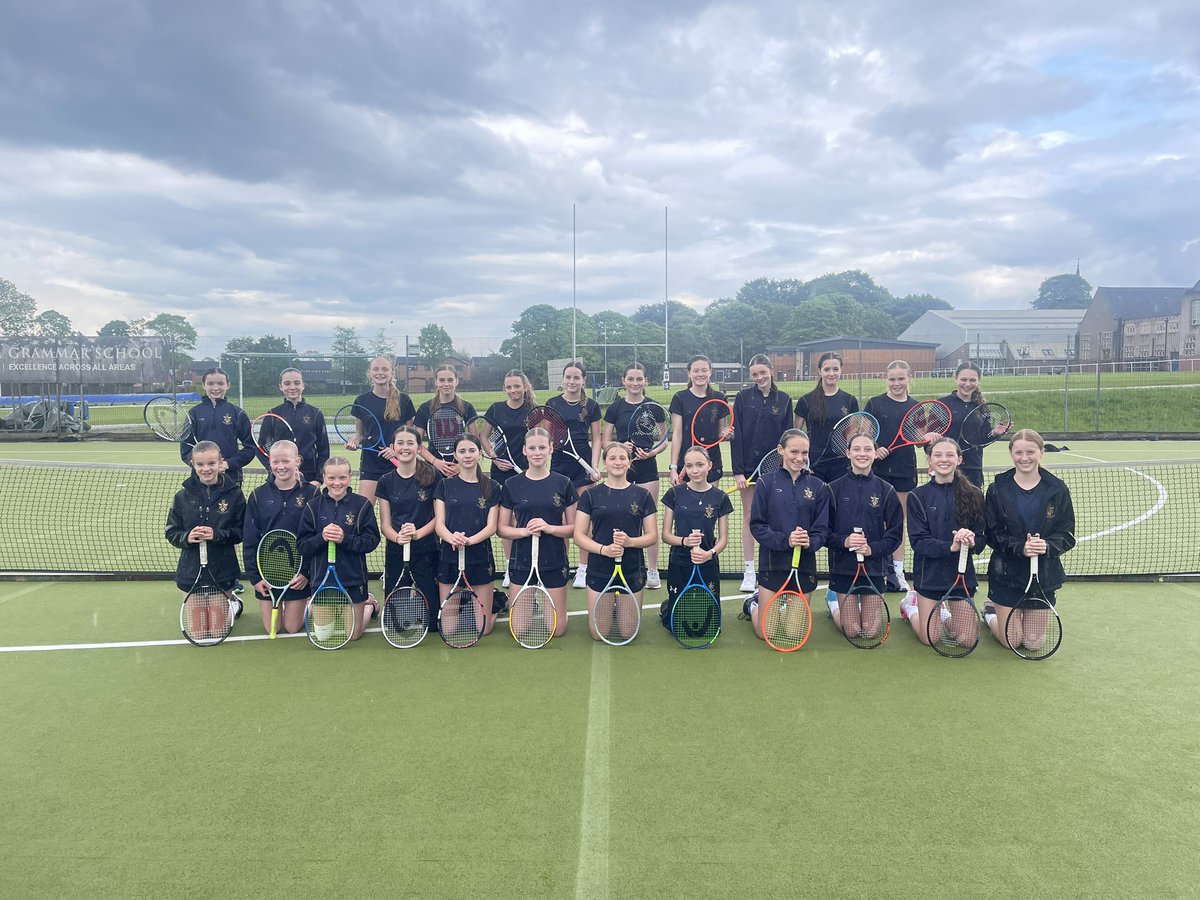 A wet night on the tennis courts tonight as we hosted the Stonyhurst U14 squad 🎾🎾🎾 12 seeded doubles matches for our U12, 13 and 14 players 💪 😀🎾 @KirkhamGrammar