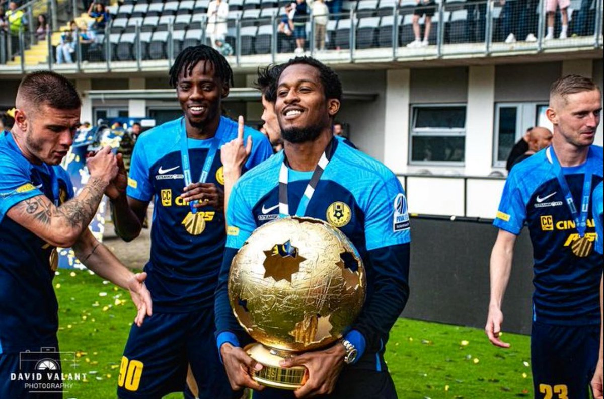 🇸🇮 Congratulations to Rolando Aarons on winning the Slovenian top division! The 28-year-old joined the club in January and went on to make 11 appearances, providing two assists. The former #NUFC winger is back abroad having previously played in Italy and the Czech Republic.