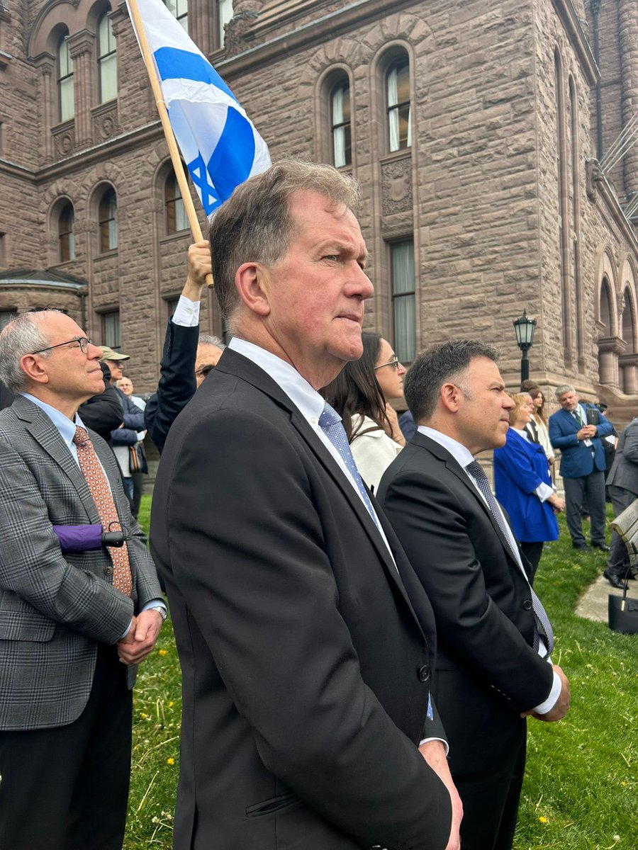 Yesterday marked #Israel’s National Independence Day Yom Ha'atzmaut. It was an honour to join colleagues and members of #Ontario’s Jewish community to take part in the flag raising ceremony here at #QueensPark. Thank you to everyone who came out and showed support. #OnPoli
