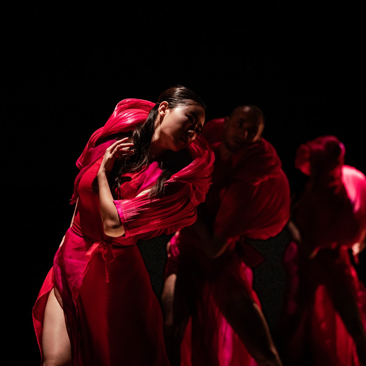 VERVE (@vervenscd) on Twitter photo After two incredible performances at @JVCompany's JVH.O.M.E and <a href="/BrewhouseLive/">Taunton Brewhouse</a> last week, we can't wait to head to <a href="/YorkTheatre/">York Theatre Royal</a> this Saturday 18 May 🙌
Have you got your tickets yet? 👉 nscd.ac.uk/verve/tour-dat… After two incredible performances at @JVCompany's JVH.O.M.E and <a href="/BrewhouseLive/">Taunton Brewhouse</a> last week, we can't wait to head to <a href="/YorkTheatre/">York Theatre Royal</a> this Saturday 18 May 🙌
Have you got your tickets yet? 👉 nscd.ac.uk/verve/tour-dat…