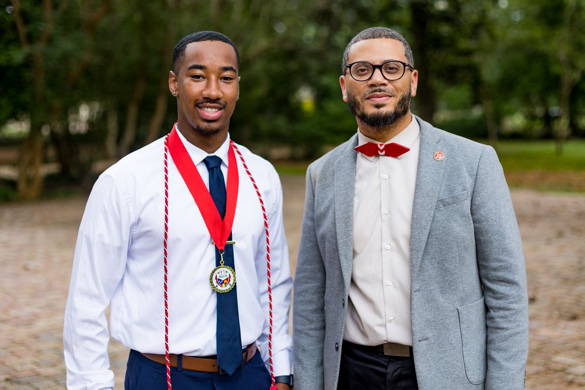 Congratulations to the students who were honored at the Philanthropy Cord and Exceptional Service Award Ceremony last week. These awards were given out to students who have donated their time and treasure to the University. Congratulations to these outstanding Ragin’ Cajuns! 🤟