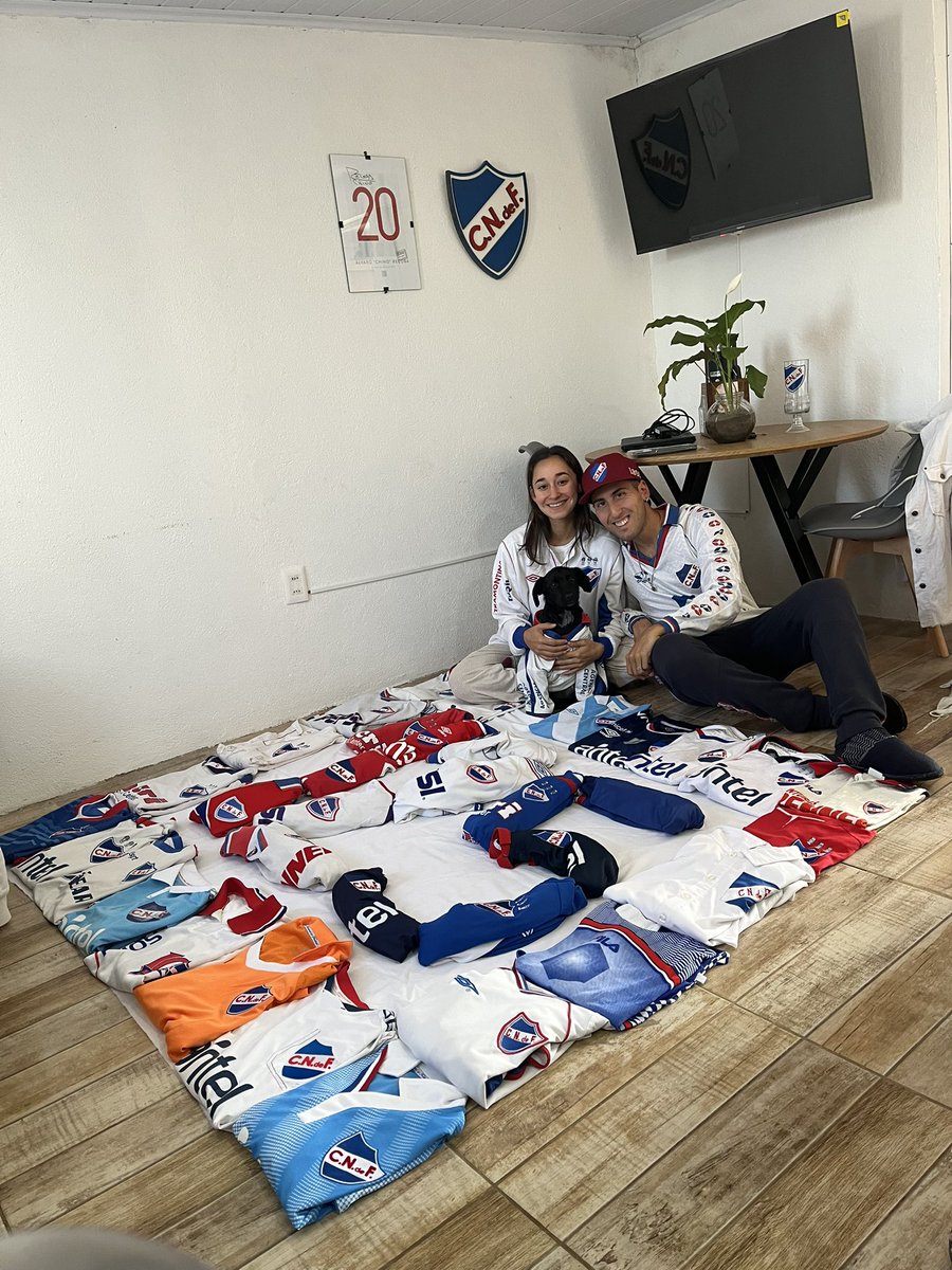 -Anoche soñe con vos
- que soñaste? 
-nada...