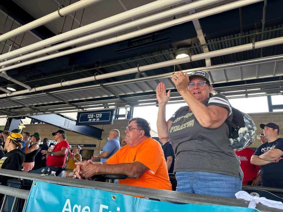 All ages in @Allegheny_Co connect over traditions like rooting for the @Pirates. Still smiling about our #AgeFriendlyNeighborhoods Coraopolis trip to the ballpark last summer!

 #OlderAmericansMonth #PoweredbyConnection #LetsGoBucs @ACLgov @gbrowniepoints @joe_block @937theFan