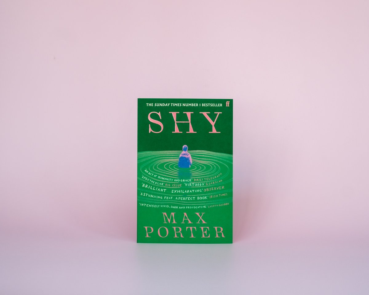 'I just adore Max's writing... Shy broke my heart.' Cillian Murphy

Shy by @maxjohnporter  is the story of a few strange hours in the life of a teenage boy. It's about being lost in the dark, and realising you are not alone.

faber.co.uk/product/978057…