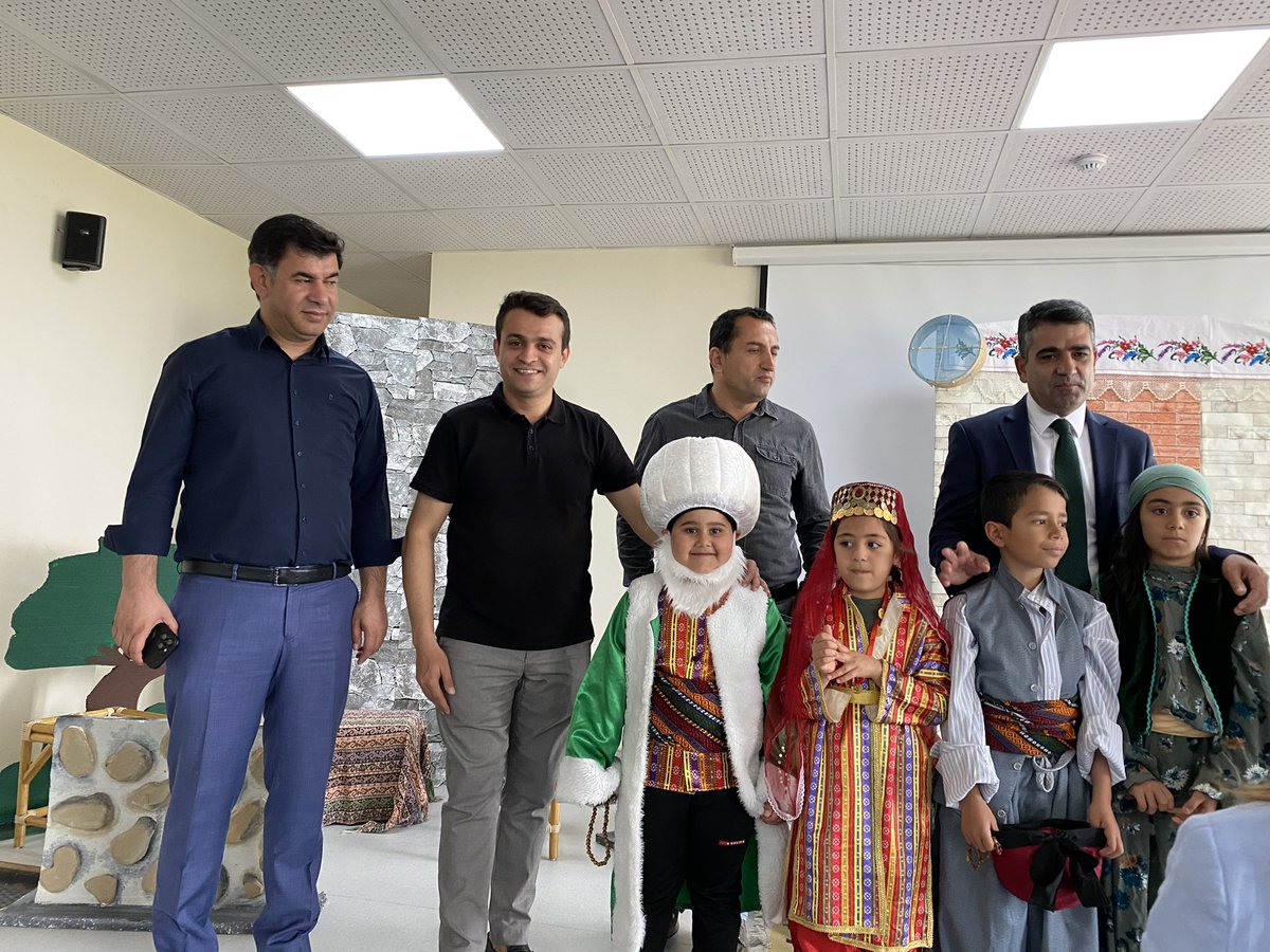 Kültürümüzün önemli bir parçası olan fıkralarımızı konu alan “Fıkra Canlandırma”Yarışmalarında il düzeyinde dereceye girerek 1.olan Prof. Dr. Aziz Sancar ilkokulumuzun  oyununu keyifle izledik.Kıymetli öğrencilerimizi, öğretmenlerimizi, ve okul yönetimimizi tebrik ederiz
<a href="/krmnarf/">Arif Karaman</a>