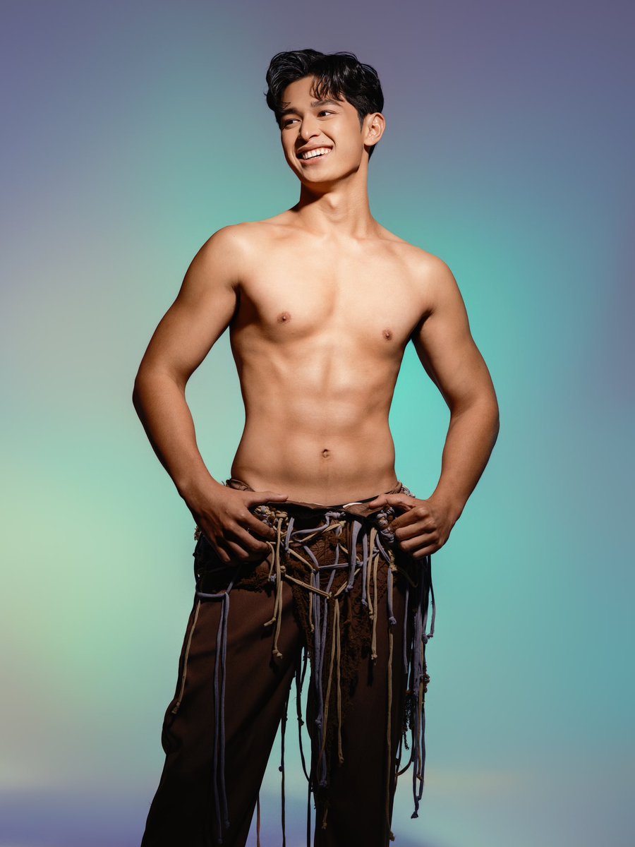 A hunk to behold after breaking free from a shy shell. This is #AljonMendoza, PBB’s “Shy Charmer of Pampanga” and now your🔥Star Magic Hot Summer 2024🔥hottie.

Rewatch the full Star Magic Hot Summer 2024 livestream on Star Magic’s YouTube channel!

#StarMagicHotSummer2024