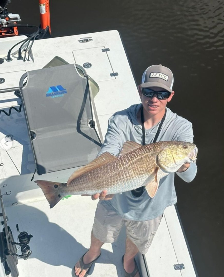 There's nothing better than reeling in a beautiful Redfish like this! 📸@fred_myers_fishing #MillenniumMarine #FishMillennium #boatseats #anglerapproved #catchoftheday #redfish