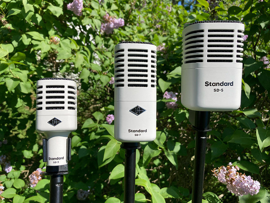 zZounds's tweet photo. Dive into our Blog to explore the new @UAudio SD Series microphones and hear the SD-3, SD-5, and SD-7 on drums! #UniversalAudio #DynamicMicrophones
Read More 🔻
https://t.co/dch9nXX2Y8 https://t.co/jjPG7GFxDI