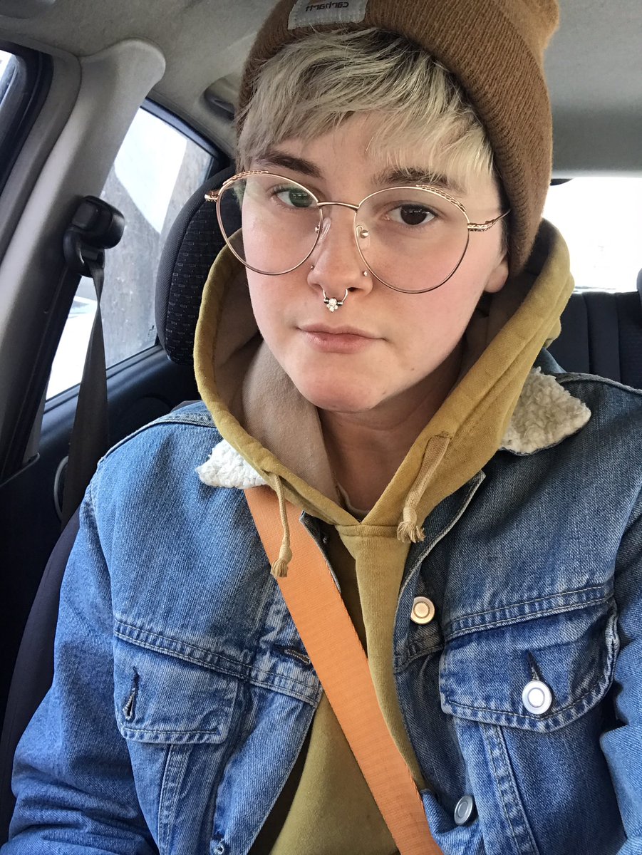 tenderpbj's tweet photo. If you see this, QRT with a picture you feel pretty in

I will always do these because I basically never say things like this about myself irl lolll https://t.co/G6AP70HMPB