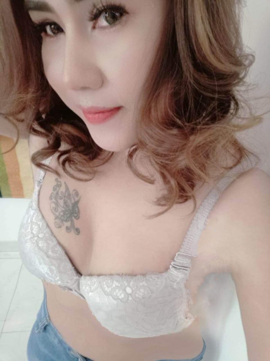 WWicheansan's tweet photo. @Wwicheansan
#ladyboy_bahrain
#ladyboy_juffair
#ladyboy _bah
+97339514601 my what's app https://t.co/F540npy4Dr