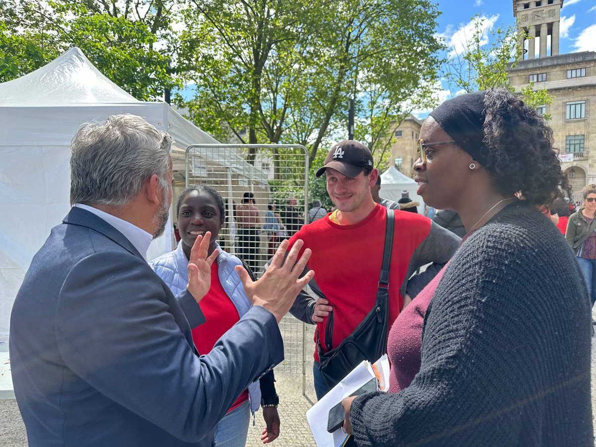 Aujourd'hui au Forum santé de #Montreuil, Place Jean Jaurès devant la Mairie. Des rencontres et des discussions toujours intéressantes...