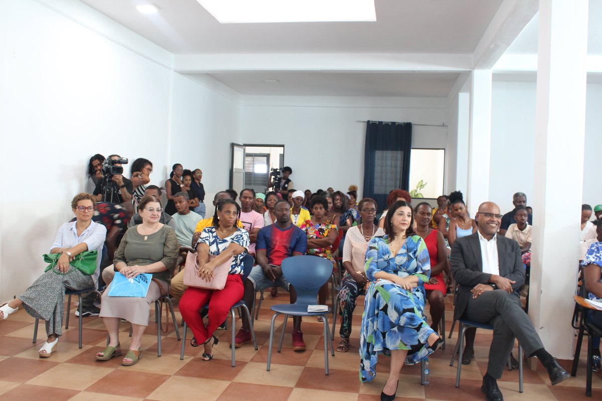 #IYF 'Families are the first & best structure for transmitting values ​​& healthy habits, from which other structures such as school & other organizations in society influence children in their sustainable growth w/ environmental responsibility' #UN in #CaboVerde said today.