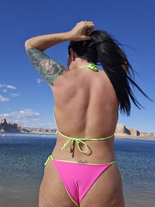 What view do you like better? https://t.co/mc8kJ6b8Ne