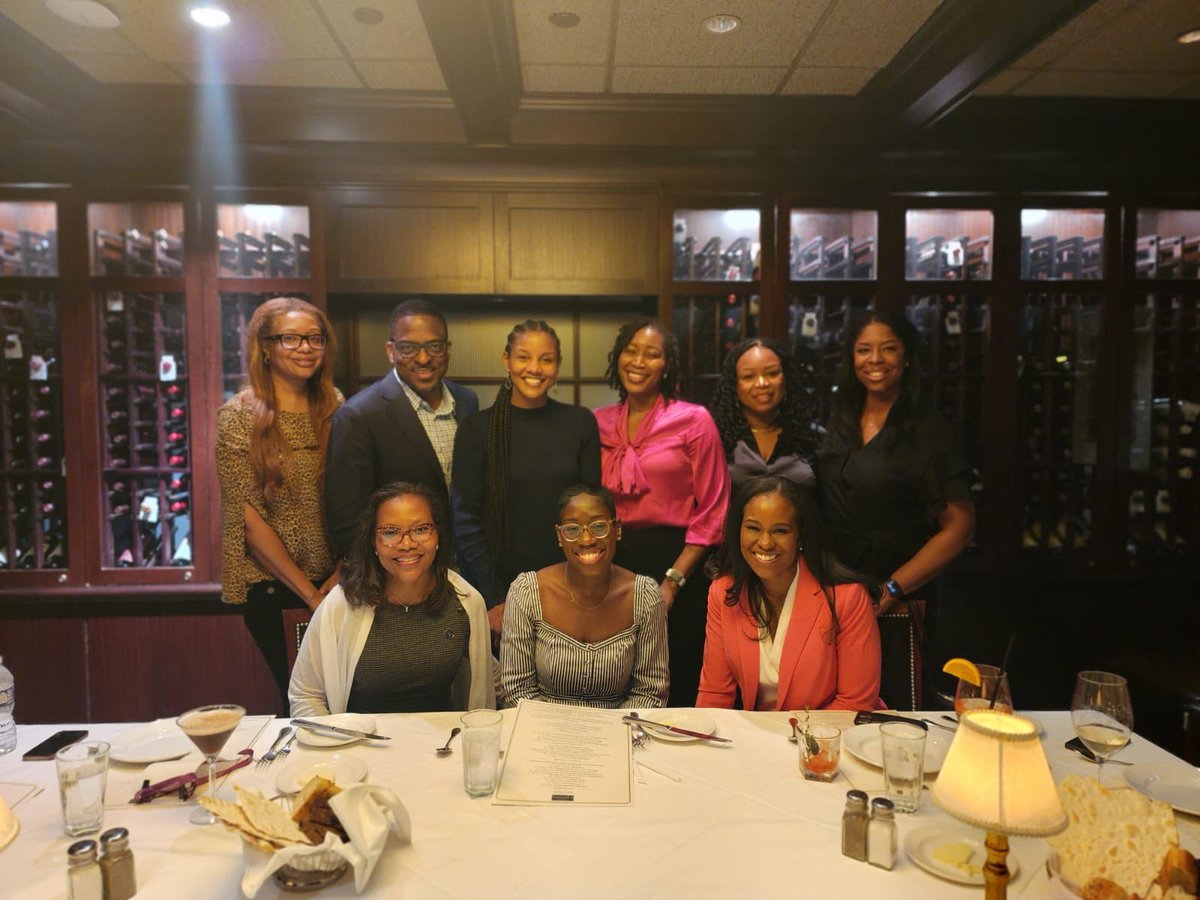 #DDW2024 is almost here! Join me for #research, #QI, #advocacy that intesects #coloncancer, #healthequity &amp; #impsci! 

See #GITwitter &amp; #LiverTwitter in DC!

#IssakaLab &amp; <a href="/UWDIVGASTRO/">UWGASTRO</a> presentations: bit.ly/4btotFX

Friday: <a href="/FightCRC/">Fight Colorectal Cancer</a> <a href="/WorldEndoOrg/">WEO</a> &amp; <a href="/blackingastro/">ABGH</a> events