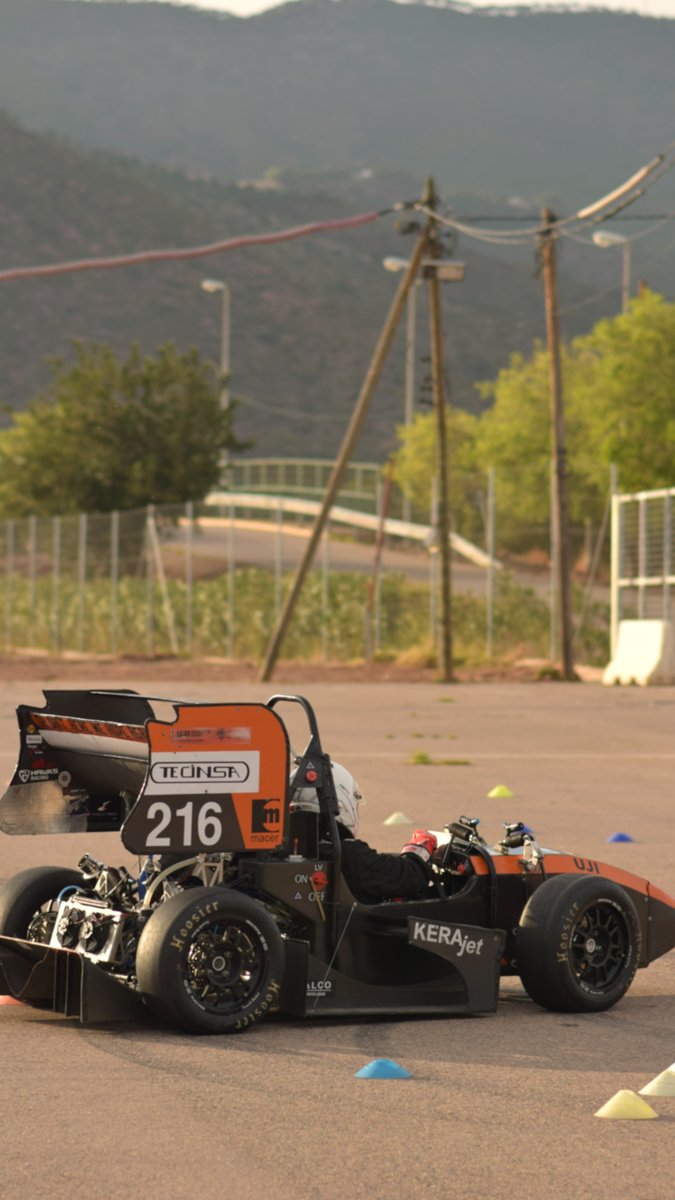 ¡Miércoles de wallpapers de nuevo! 

Hoy con unas fotos de los tests 🥰🧡
