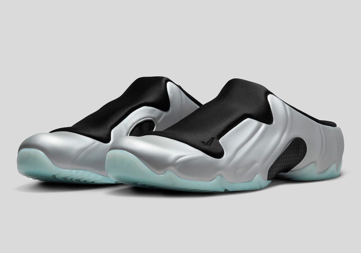 SneakerNews's tweet photo. Nike Clogposite "Chrome" 🤖
Release Date: Fall 2024 ($140) https://t.co/H6uo2IM1mI