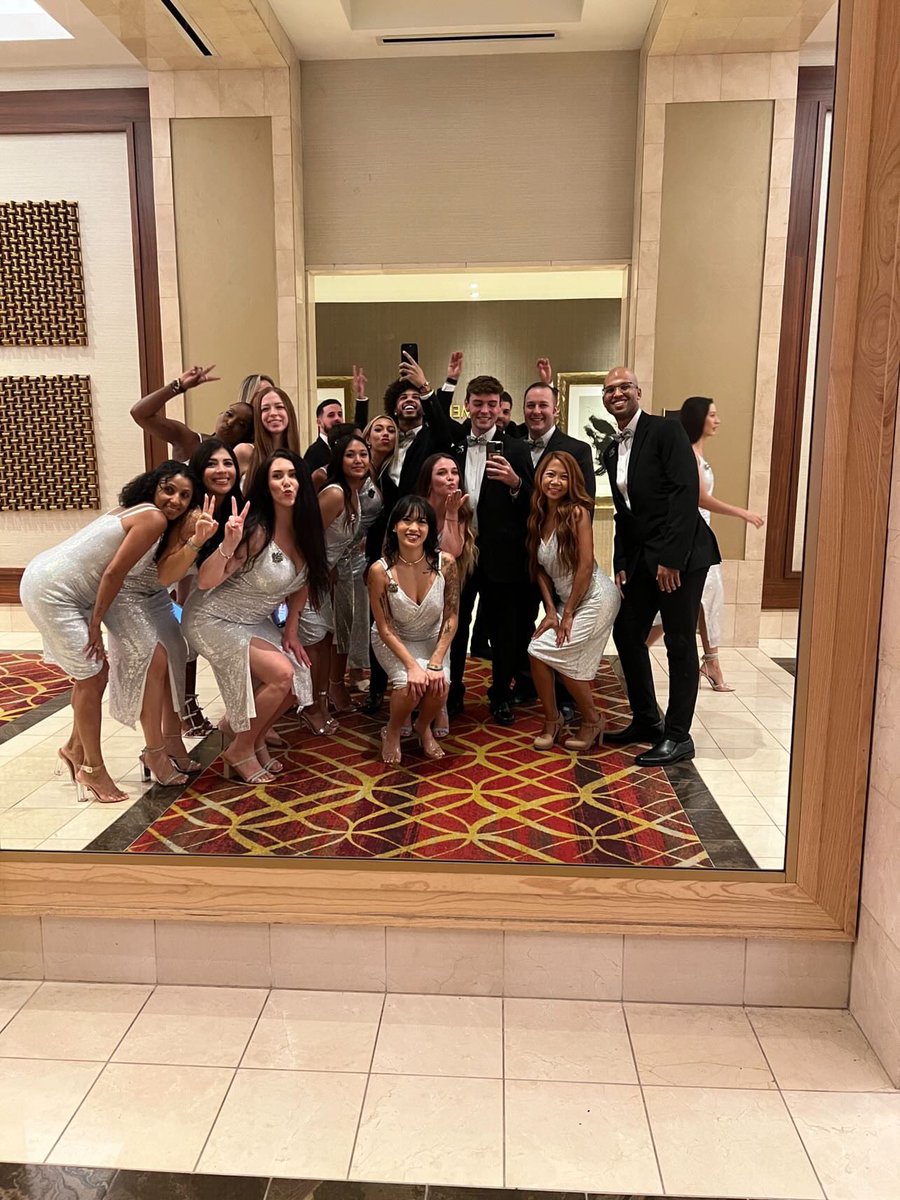 Had the best time at the 20th anniversary of <a href="/SHRTampa/">Seminole Hard Rock Tampa</a> 🤩 so blessed to be apart of a company as amazing as this one 🪩✨🤍 <a href="/SHRTAmbassadors/">Hard Rock Tampa Ambassadors</a>