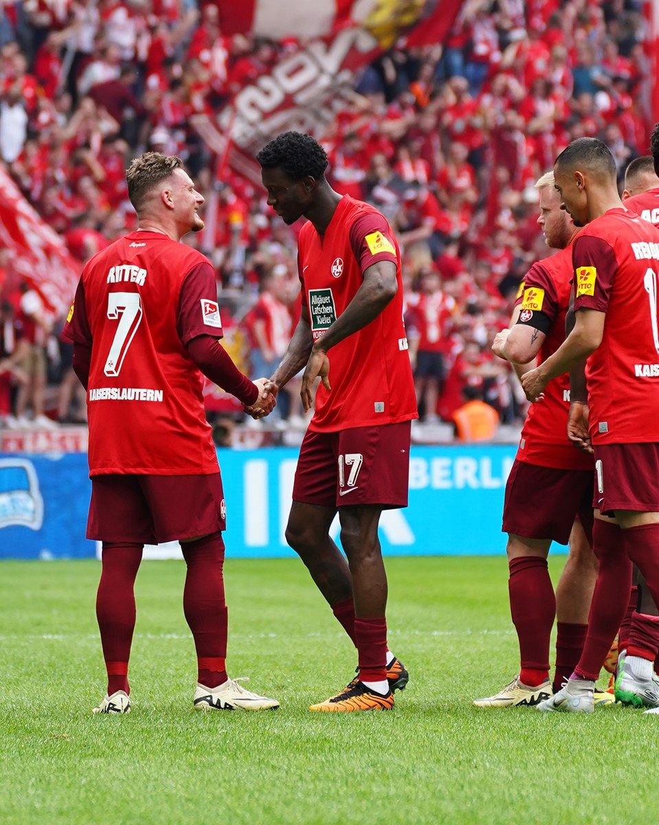 Kaiserslautern haven't won a major trophy since the 1997/98 Bundesliga. And yet, after avoiding relegation to Germany's third tier, they have a chance to end their 25-year trophy drought as they face Bayer Leverkusen in the DFB-Pokal Final. @GeecheeKid: breakingthelines.com/historical/a-b…