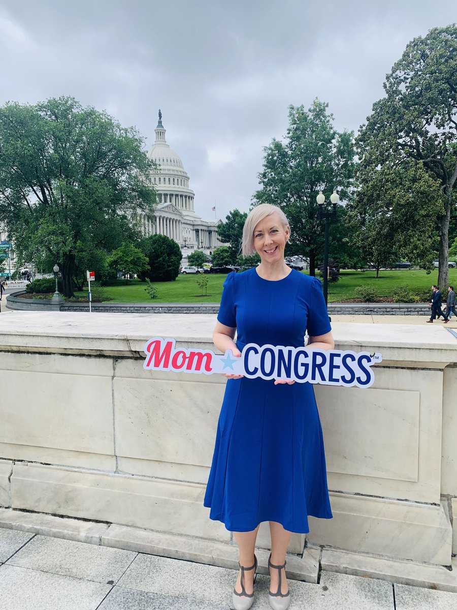 In DC advocating for our moms and families! #maternalmentalhealth #momsmatter #useyourmomvoice💜