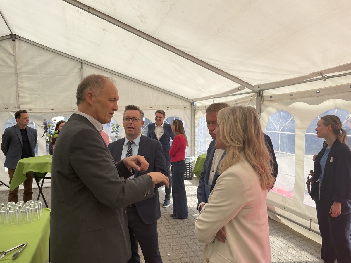 Today, Novo Nordisk announced plans to invest DKK 2 billion in the expansion of the environmental technology plant at the production facility in Kalundborg, Denmark, which is operated by Novonesis on behalf of both Novo Nordisk and Novonesis. 

The expansion will provide