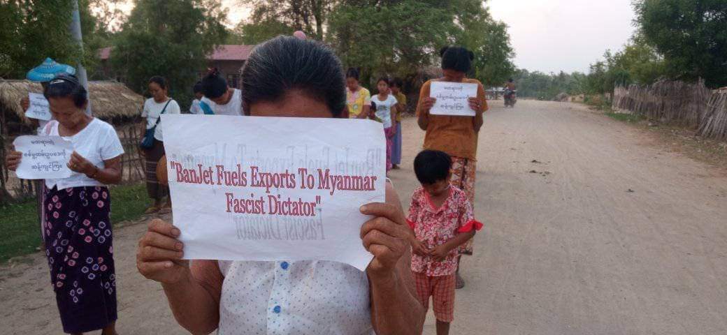 Pro-democracy women in Yinmarpin Township, Sagaing Division staged a protest to uproot the terrorist military dictatorship.
@UN @ASEAN @EUCouncil
@POTUS
#BanJetFuelExportsToMM
#2024May15Coup
#WhatsHappeningInMyanmar