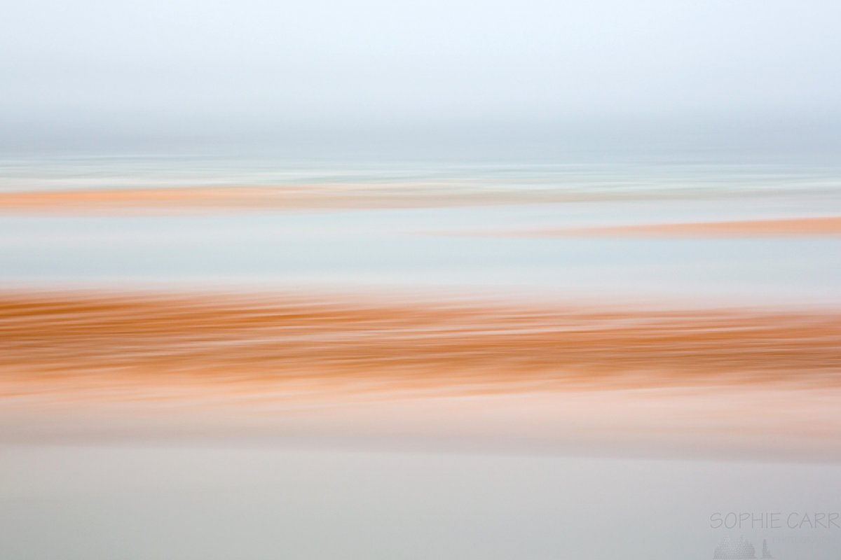 The first time I visited Rauðasandur in NW #Iceland I got the timing wrong & the tide was high. You really need to visit when the tide is low to see the extent of the swirls. As I drove up the switchbacks on my way out the tide finally turned. A little ICM from Sept 2017.