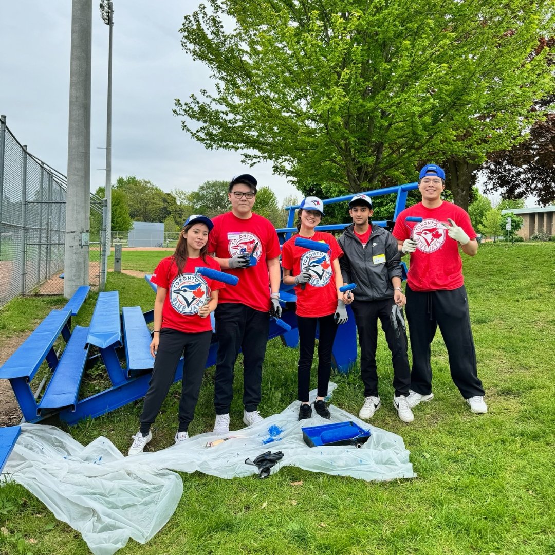 Our first diamond makeover of the season is complete! 🤩 A huge thank you to our friends at @theScoreBet & @cityoftoronto for helping us revamp the diamonds at Stan Wadlow Park ahead of the Jays Care Spring Classic this Friday!