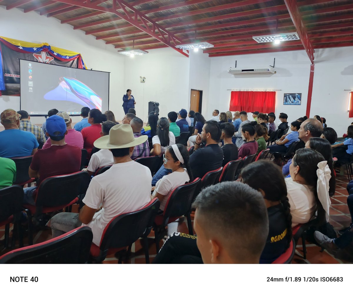 ACAV_Ve's tweet photo. #15May #Entérate | ACAV Inicia el I Encuentro de Jóvenes Investigadores e Innovadores Agrícolas: una apuesta por jóvenes brillantes y comprometidos con la transformación del sector agrícola venezolano.

 ¡El futuro de nuestra agricultura está en buenas manos! https://t.co/vKPdW6xbVq