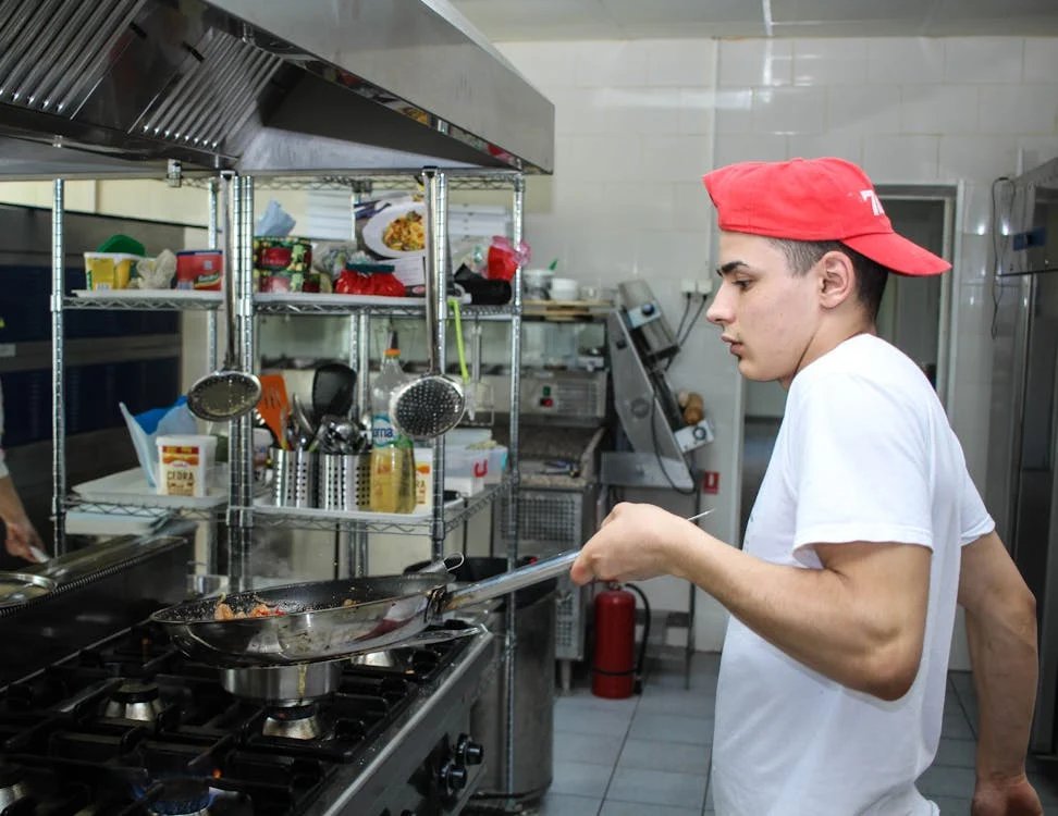 standarddenver's tweet photo. Unveil the chef in you with our top-notch restaurant equipment and wares. Cook like a pro with our professional-grade gear! #ChefLife #CookingGear #ProfessionalGrade #Kitchenware #CulinarySecrets https://t.co/j1MnR20Sew
