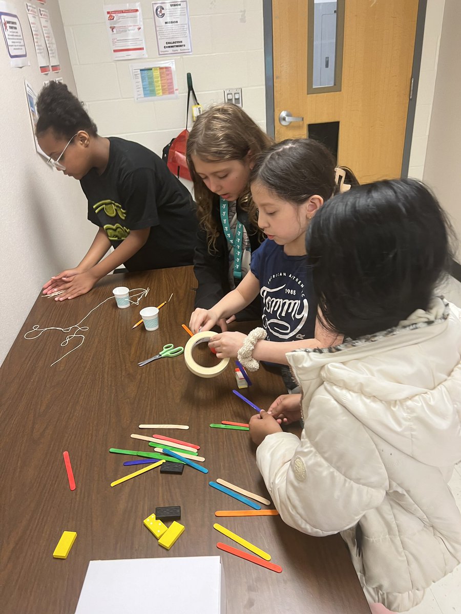 3rd grade PTP making Rube Goldberg machines!  <a href="/JCPSGT/">JCPS GIfted/Talented Program</a>  @JCPSDL  <a href="/ChanceyChat/">Chancey Elementary</a>