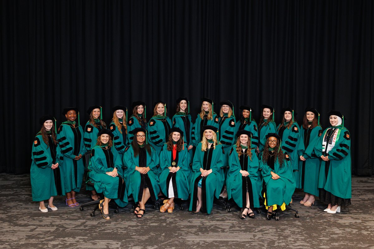 Congratulations to the MSDE and AuD class of 2024! We are so proud of you. Here’s a sneak peek and we’ll be sharing more photos soon! #WashU24 #deafed #deafeducation #audiology #audpeeps #ENTweet #wustl #washu #washupacs #wustlmed #wusm #cochlearimplant #hearingloss #hearing