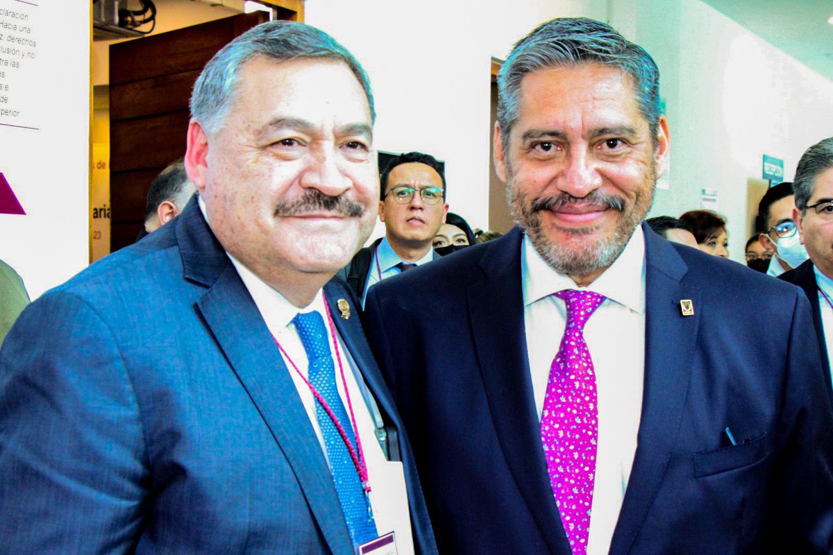 Envío una amplia felicitación al Dr. Santos Guzmán López por su designación como Rector de la <a href="/uanl/">UANL</a> para un segundo periodo. La decisión de la junta de gobierno, reconoce con ello su trayectoria e importante trabajo con perspectiva humanista. Desde <a href="/ANUIES/">ANUIES</a> todo el reconocimiento.