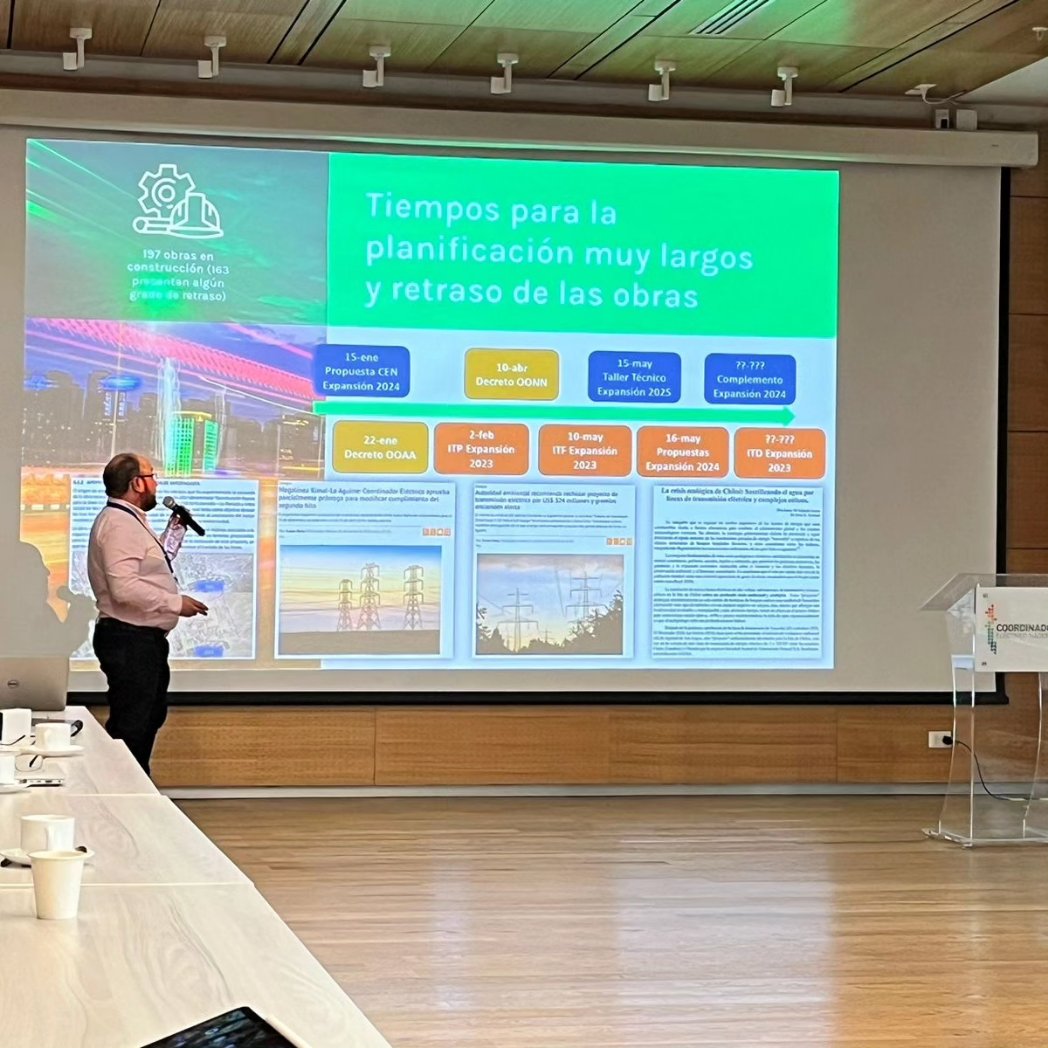 Nuestro director de estudios y regulación, Jorge Candia, participó esta semana en el taller técnico "Expansión de la transmisión 2024-2025", organizado por el <a href="/coord_electrico/">CoordinadorEléctrico</a> y donde se analizaron los escenarios del sistema de redes para los próximos dos años.